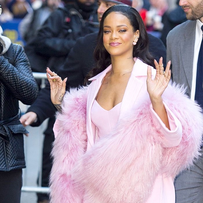 La chanteuse et star Rihanna, grande fan de rose